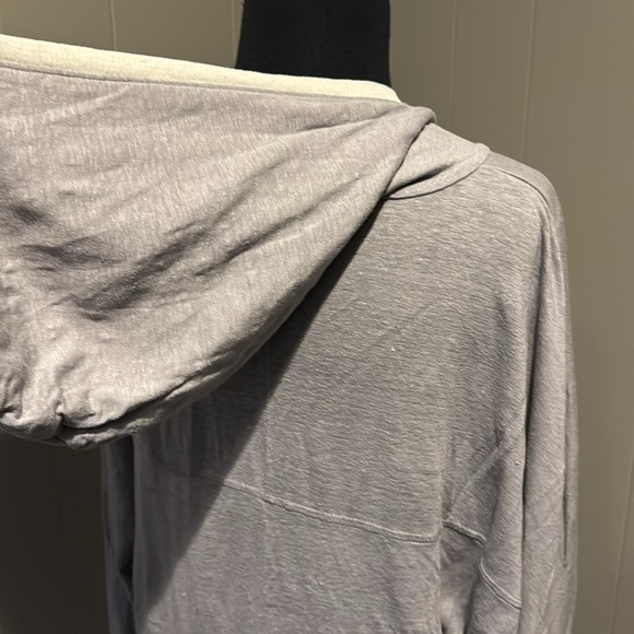 Eileen Fisher 100% linen gray w/white rib trim button front hoodie sweater Small - Picture 4 of 6